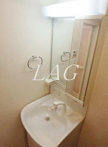 洗面設備　独立洗面台です。