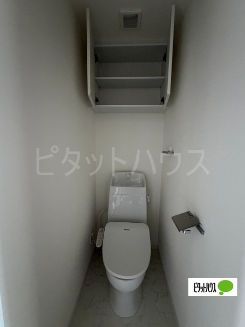 トイレ　温水洗浄便座です！