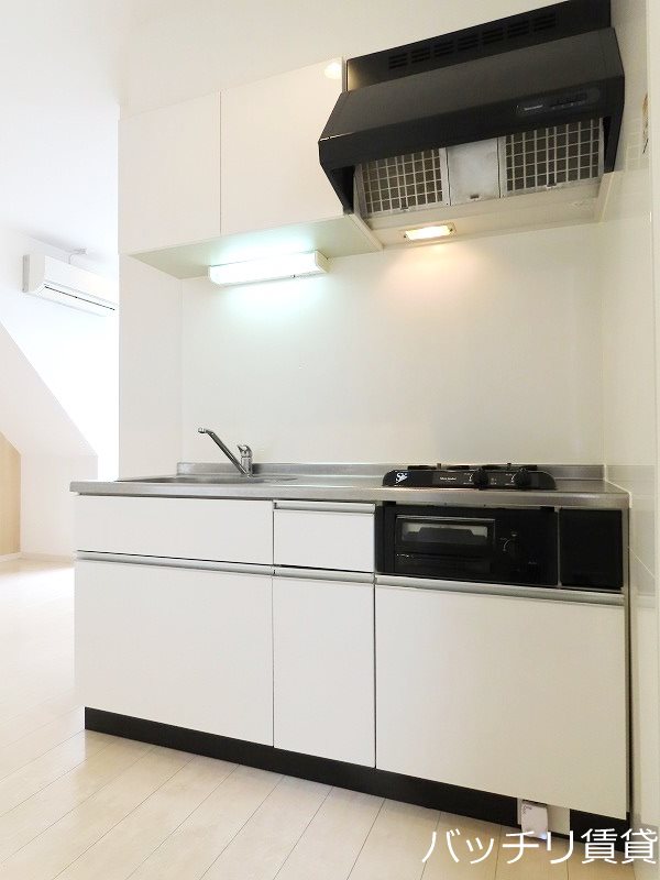 キッチン　画像は同シリーズタイプの為、参考写真になります。