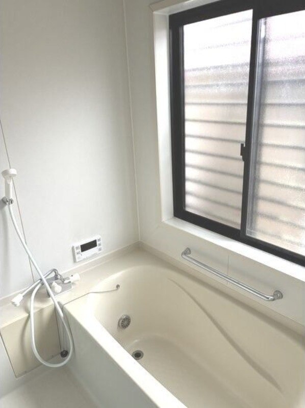 バス・シャワールーム　図面と現状に相違がある場合には現状を優先