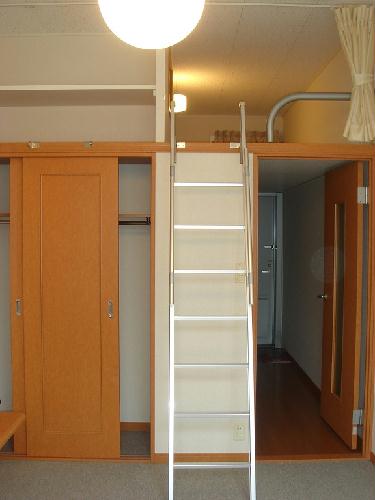 居室・リビング　２階の室内写真となります