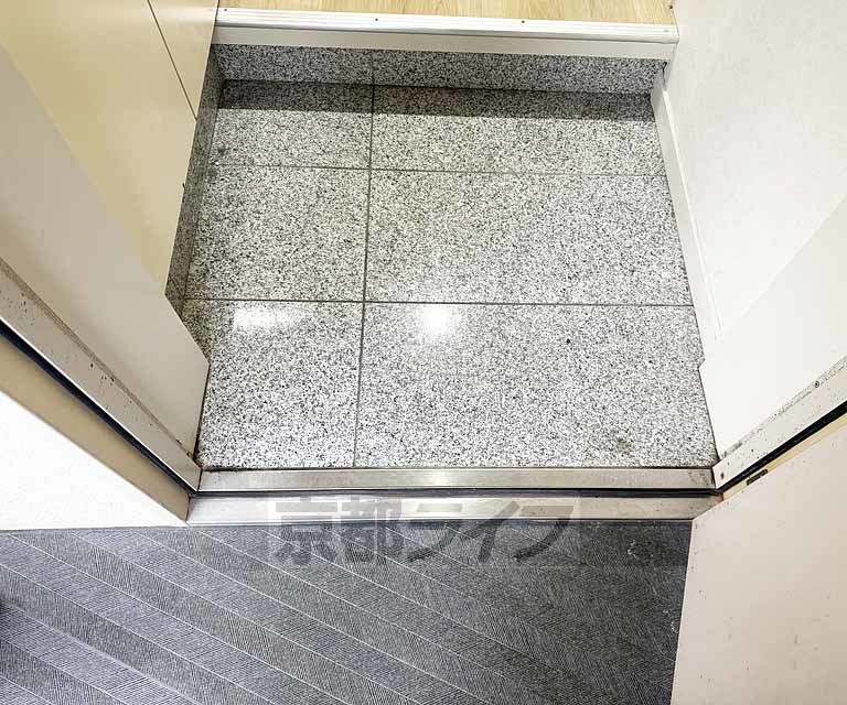 玄関　きれいな玄関です・