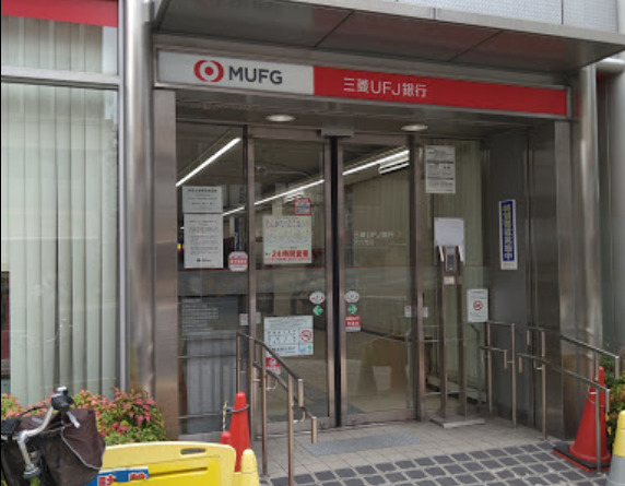 銀行　三菱UFJ銀行天六支店（銀行）まで450m