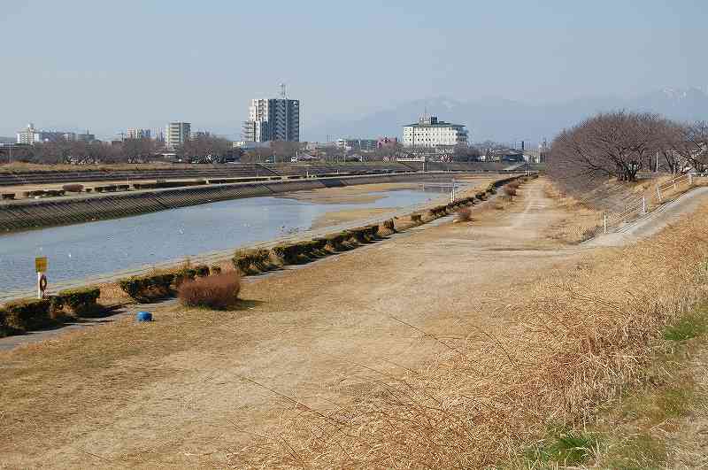 公園　海蔵川緑地（公園）まで1067m