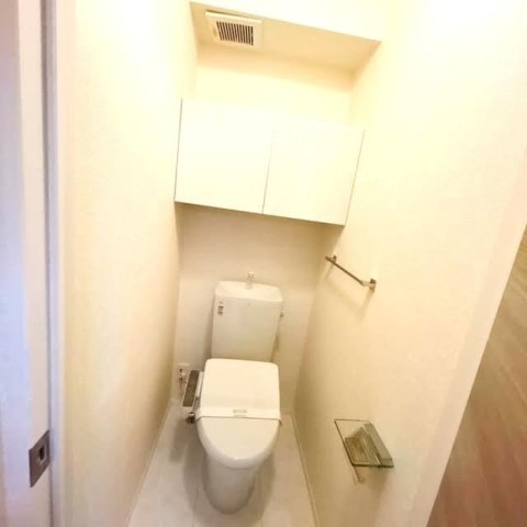 トイレ　※同建物同型別のお部屋