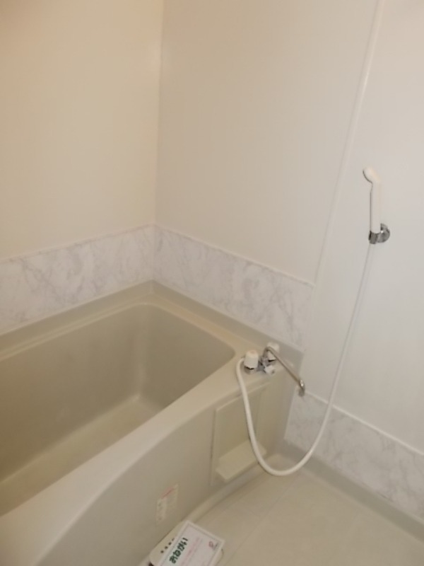 バス・シャワールーム　図面と現状に相違がある場合には現状を優先