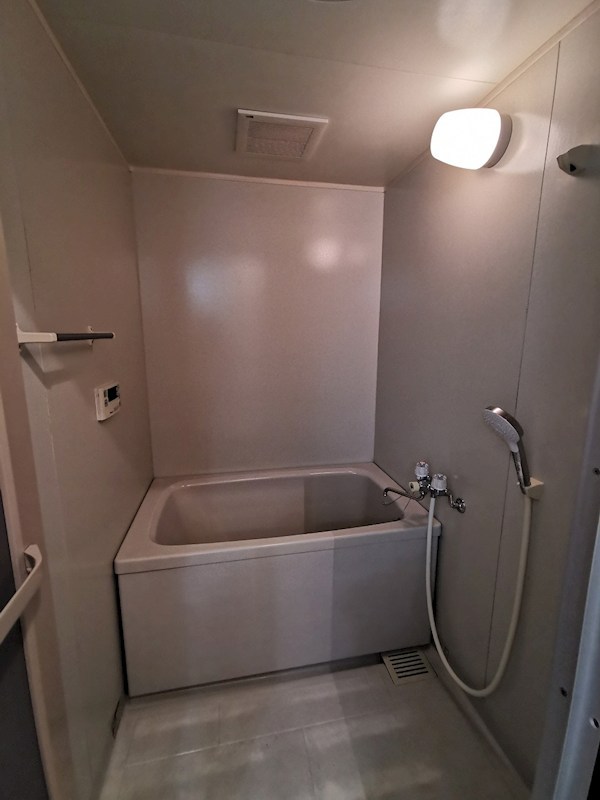 バス・シャワールーム　現況優先