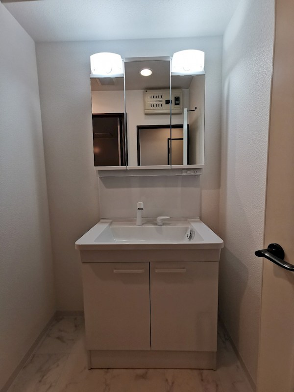 洗面設備　現況優先