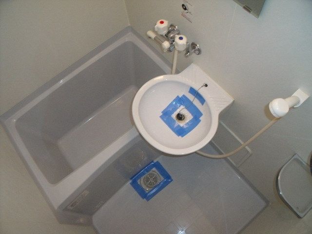 バス・シャワールーム