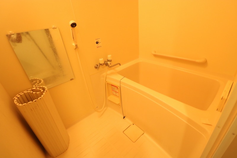 バス・シャワールーム　綺麗な浴室です♪