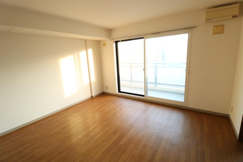 居室・リビング　日当たり良好♪