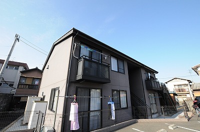 建物外観　交通買物便利で人気の到津エリア！