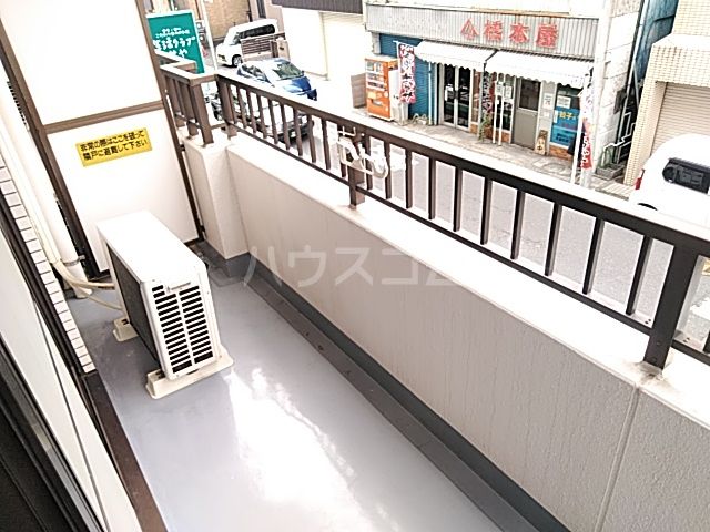 バルコニー
