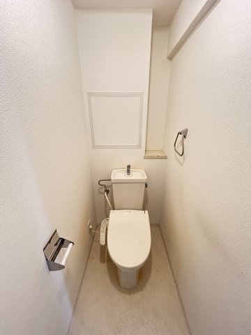 トイレ　落ち着いたトイレです