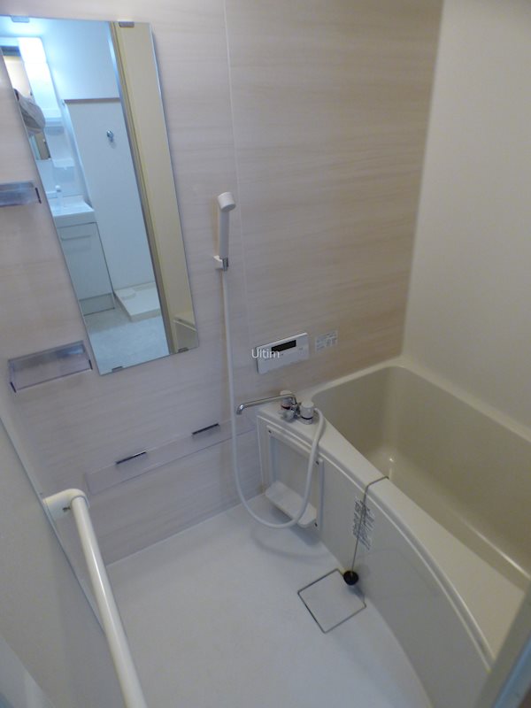 バス・シャワールーム　別部屋のお写真です。ご参考までに！