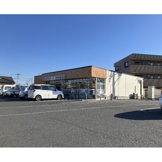 コンビニ　セブンイレブン前橋青柳町店（コンビニ）まで567m