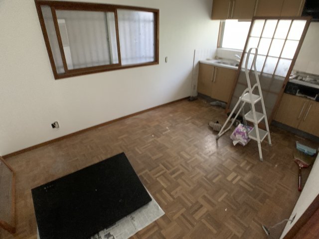 居室・リビング　２面採光の明るいお部屋です。