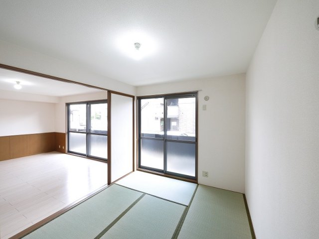その他部屋・スペース　使い勝手のいい寝室です
