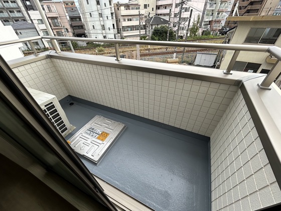 バルコニー　※別部屋の写真です