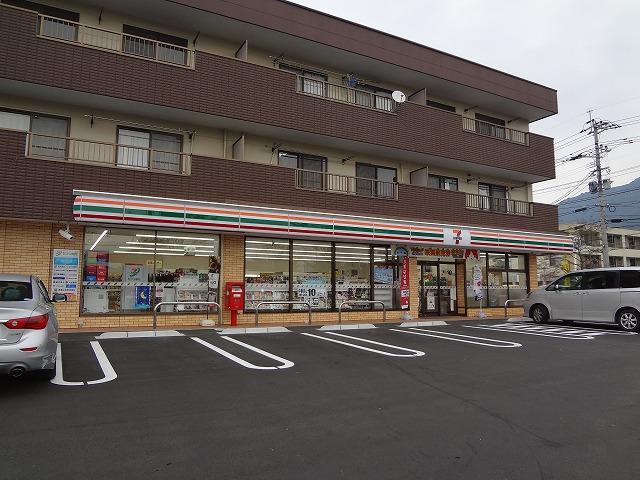 コンビニ　セブン‐イレブン／八幡星ヶ丘店（コンビニ）まで250m