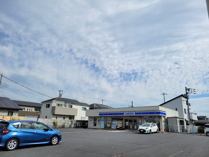 コンビニ　ローソン飯能美杉台六丁目店（コンビニ）まで465m