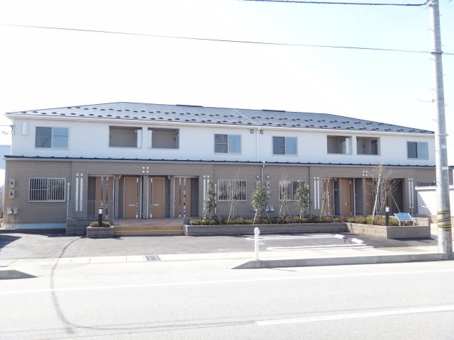 建物外観　外観写真（昼）