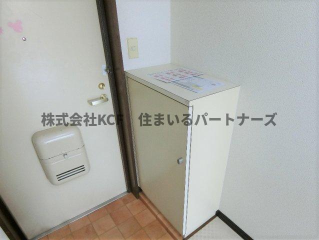 玄関　収納もある玄関です