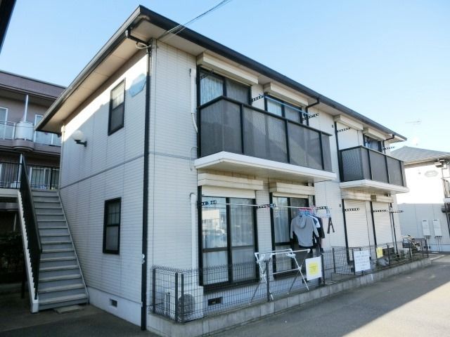 建物外観　全戸角部屋、南東向きで日当たり良好です