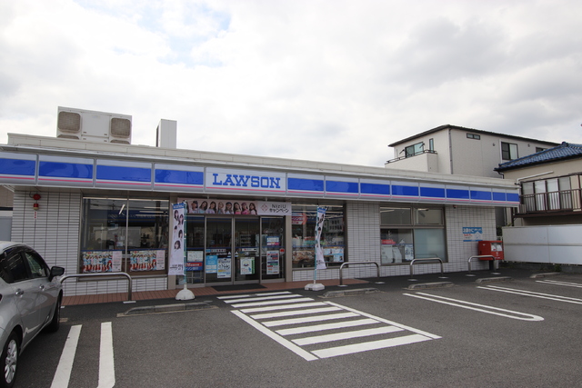 コンビニ　ローソン　藤沢亀井野店（コンビニ）まで700m