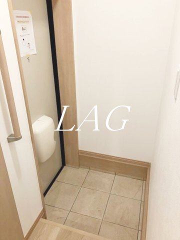 玄関　玄関です。
