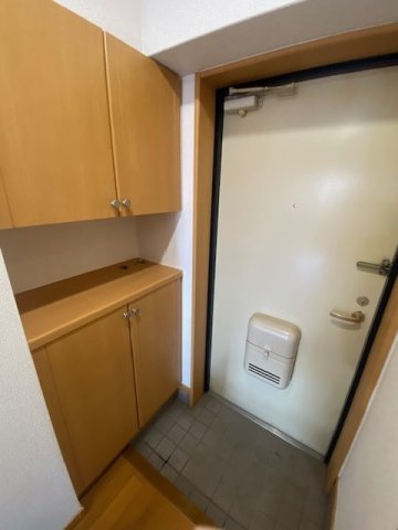 玄関　明るい玄関です