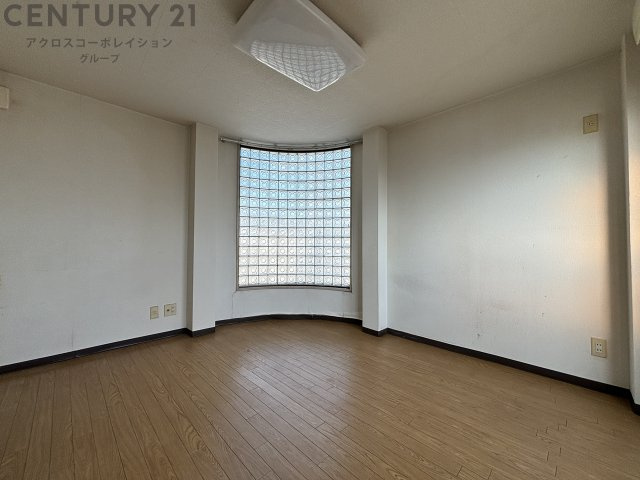 居室・リビング　全室洋室のお部屋です♪