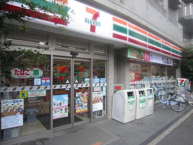 コンビニ　セブンイレブン（コンビニ）まで160m