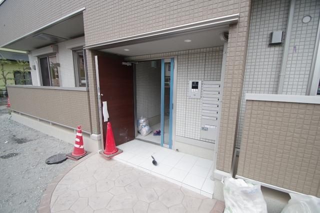 エントランス　★建物入口部分★