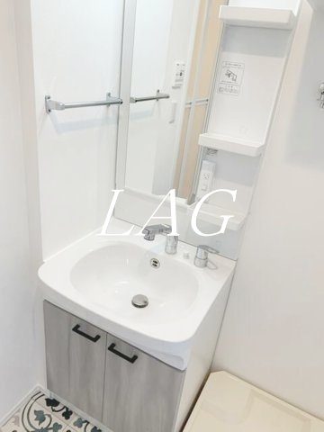 洗面設備　洗面台です。