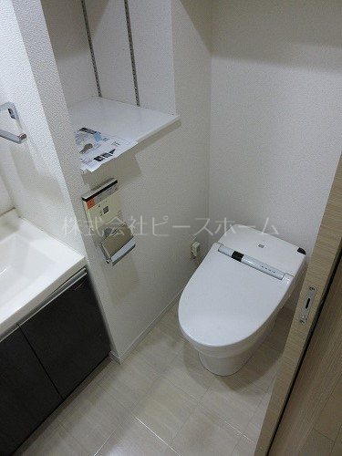 トイレ　※別号室参考写真