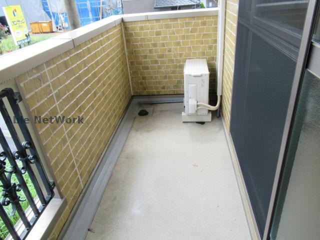 バルコニー　※同物件、別部屋の写真です
