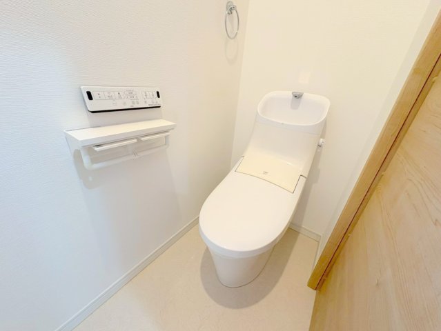 トイレ　清潔感のあるトイレです