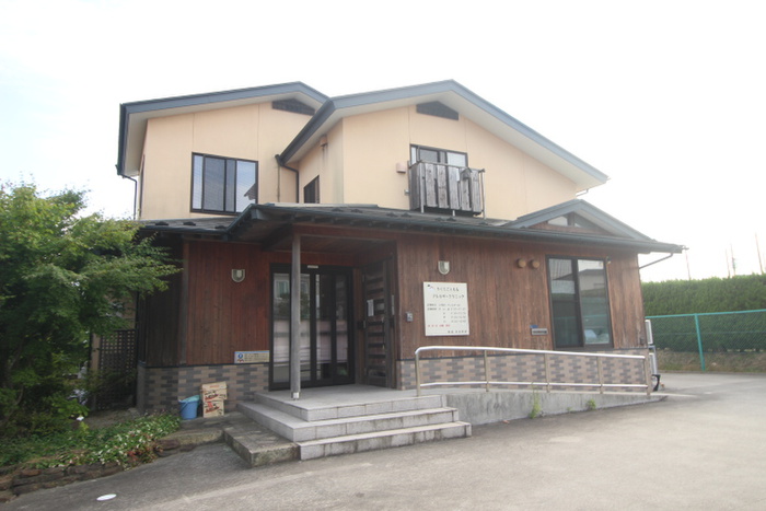 病院　かくたこどもクリニック&アレルギークリニック（病院）まで1250m