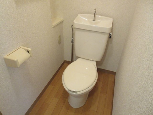 トイレ　イトサンビル