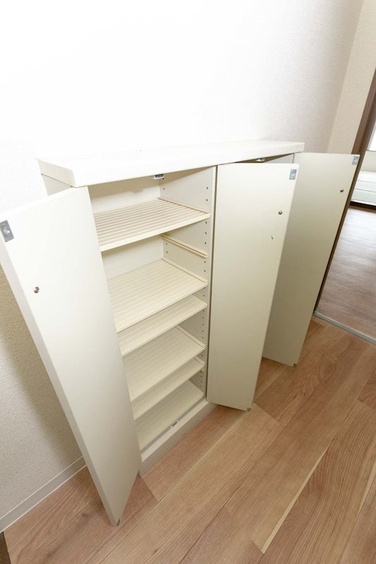 収納　靴棚