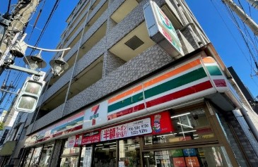 コンビニ　セブンイレブン葛飾東立石4丁目店（コンビニ）まで217m