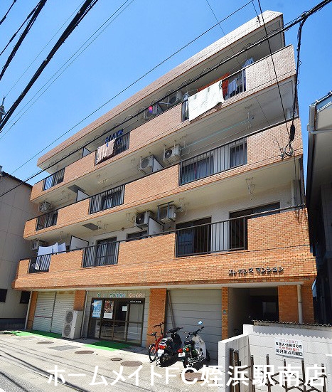 建物外観　★住環境充実で過ごしやすい♪★