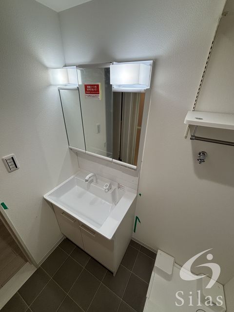 洗面設備　同仕様