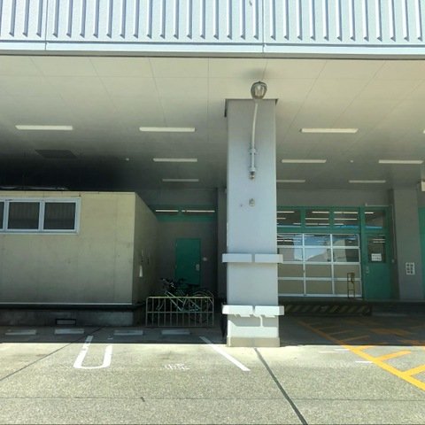 郵便局　高知中央郵便局（郵便局）まで766m