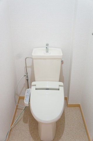 トイレ　トイレもきれいです