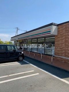コンビニ　セブンイレブン　韮崎藤井町南店（コンビニ）まで815m