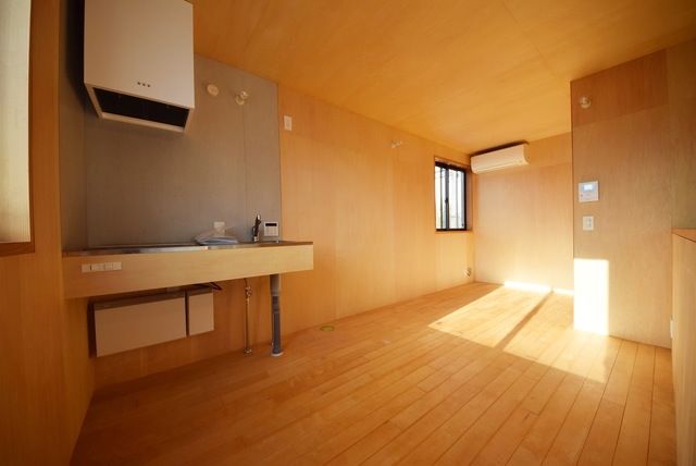 居室・リビング　樹のぬくもりを感じるお部屋ですね