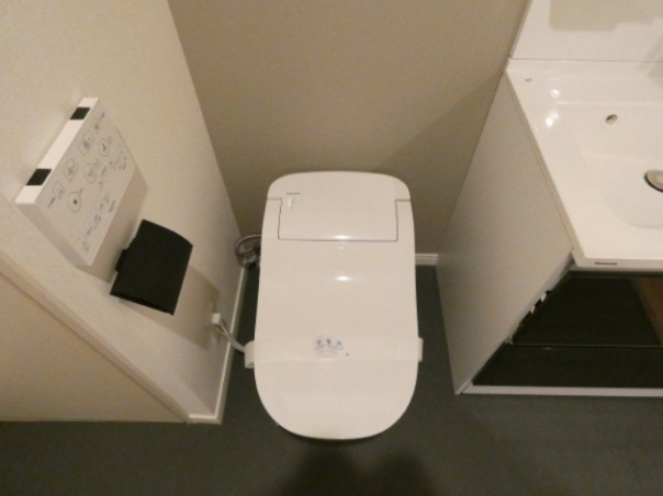 トイレ　別部屋参考写真