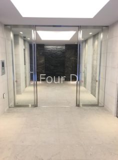 エントランス　★《見学予約受付中》広々9.6帖♪初期費用クレジット決済可！